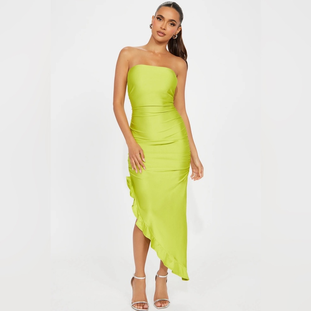 Elegant Strapless Green Dress